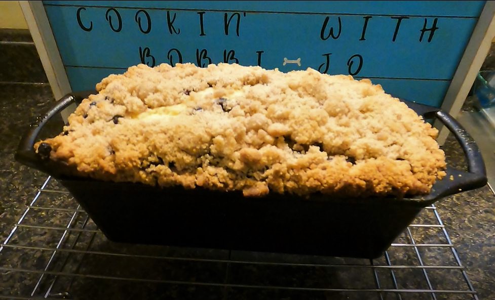 Lemon Blueberry Crumble Bread